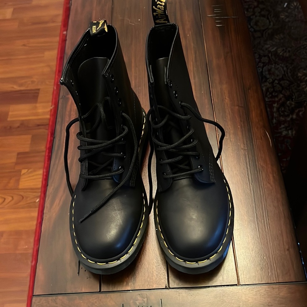 Dr Marten Boots, bought and never worn them. Fall cleaning of my closet!
